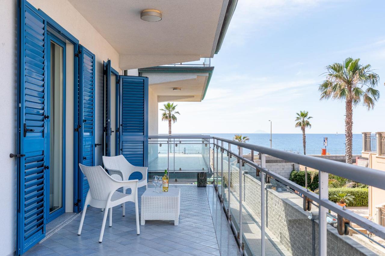 Terraces D'Orlando - Family Apartments With Sea View And Pool Capo d'Orlando Exterior photo
