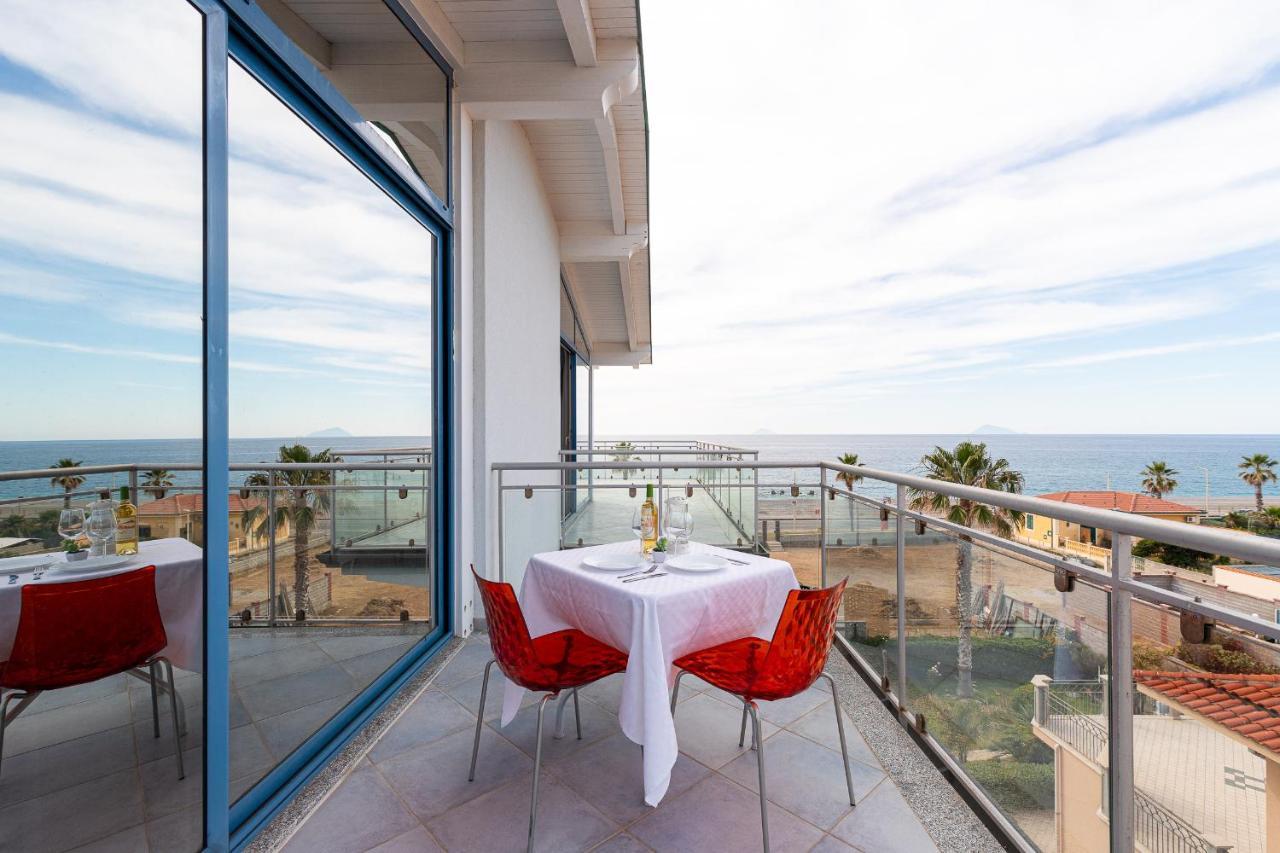 Terraces D'Orlando - Family Apartments With Sea View And Pool Capo d'Orlando Exterior photo